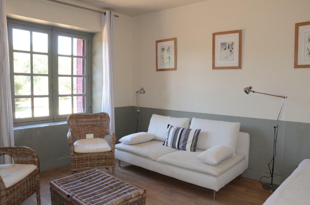 Gite Familial Chateau La Roche Racan Saint-Paterne-Racan 외부 사진